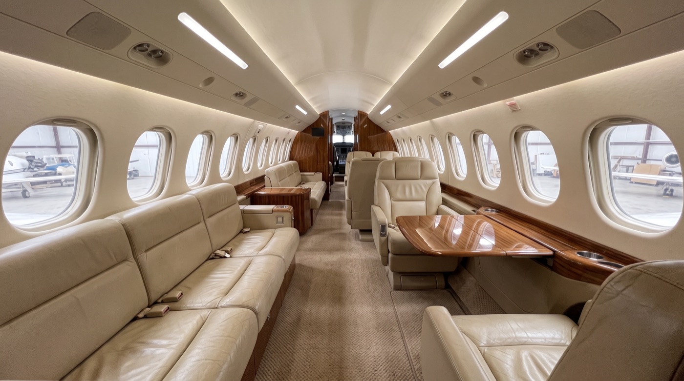 Falcon 8X, Kabine