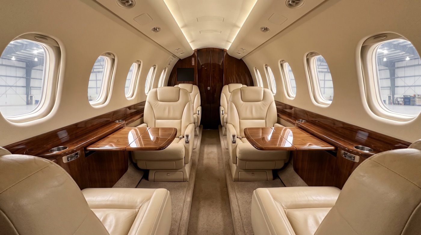 Hawker 900XP, Kabine